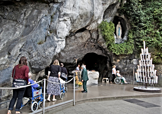 Lourdes grotto (1)